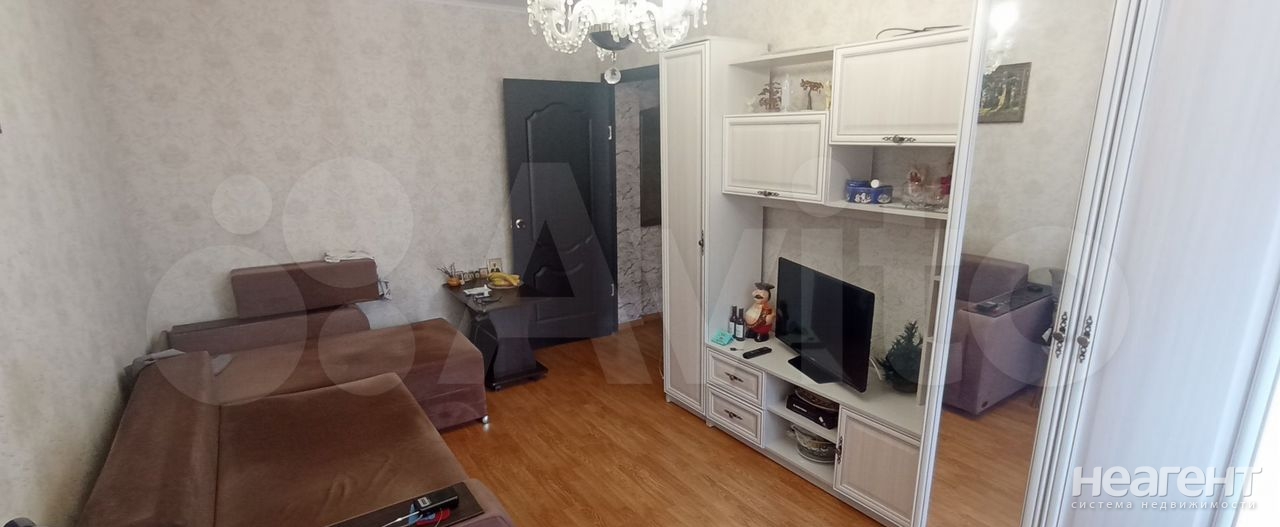 Продается 1-комнатная квартира, 32,2 м²