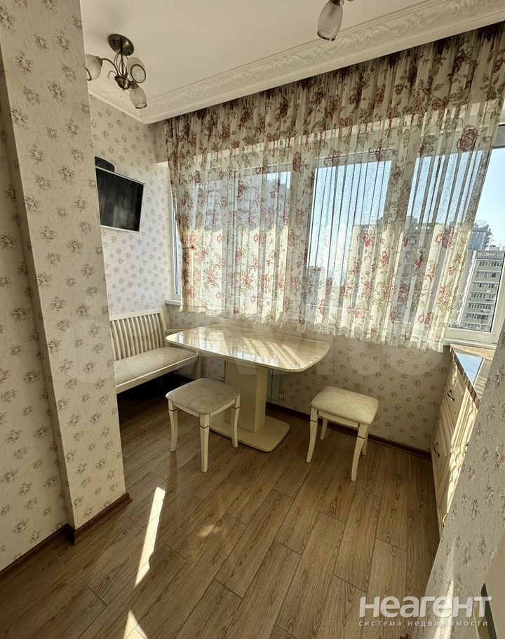 Продается 3-х комнатная квартира, 79 м²