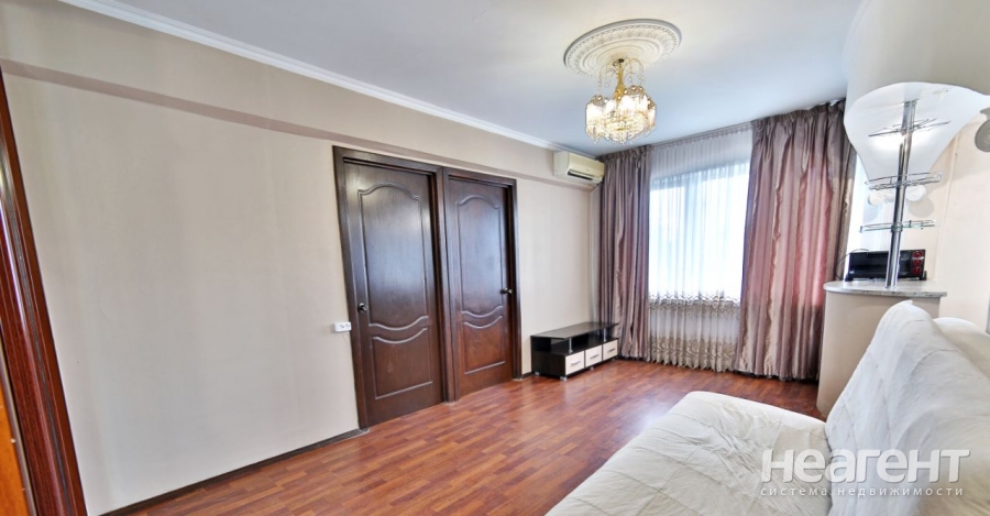 Сдается Многокомнатная квартира, 50 м²