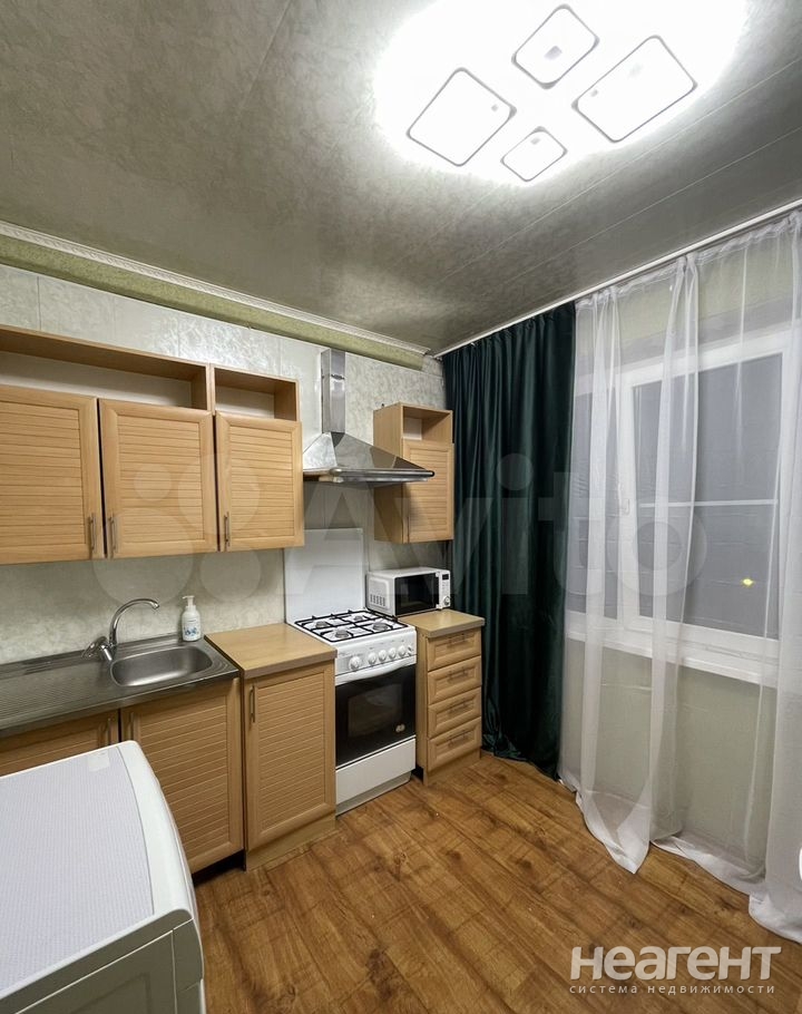 Продается 1-комнатная квартира, 36 м²