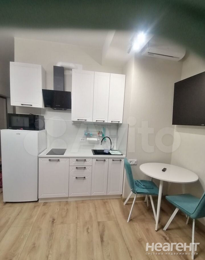 Продается 1-комнатная квартира, 19,2 м²