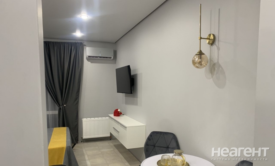 Продается 1-комнатная квартира, 27,3 м²