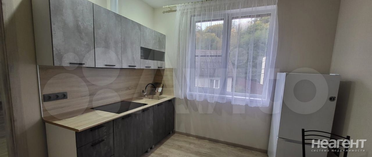 Сдается 1-комнатная квартира, 35 м²