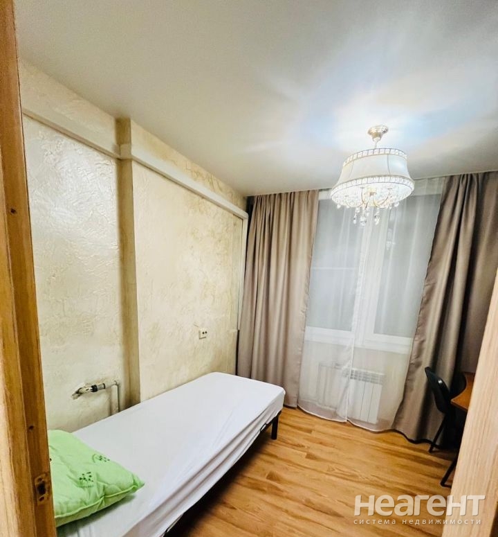 Сдается 1-комнатная квартира, 44 м²