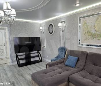 Сдается Многокомнатная квартира, 101 м²