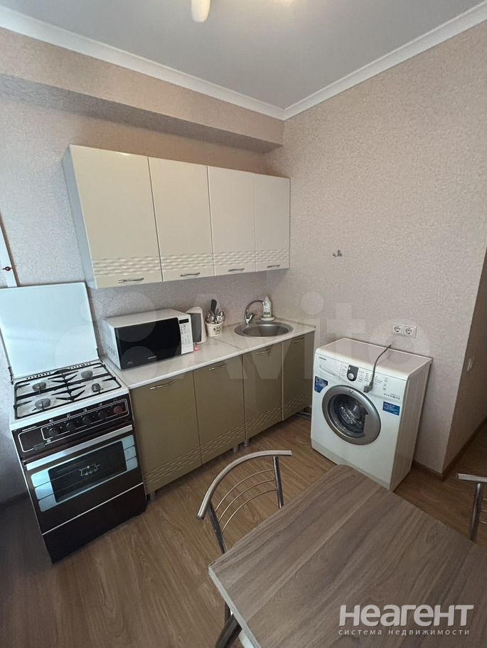 Сдается 1-комнатная квартира, 30 м²