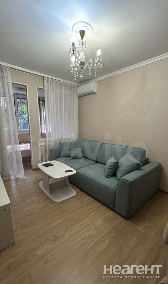 Сдается 1-комнатная квартира, 30 м²