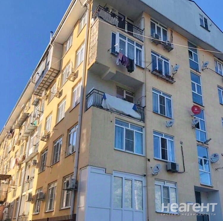 Продается 1-комнатная квартира, 35 м²