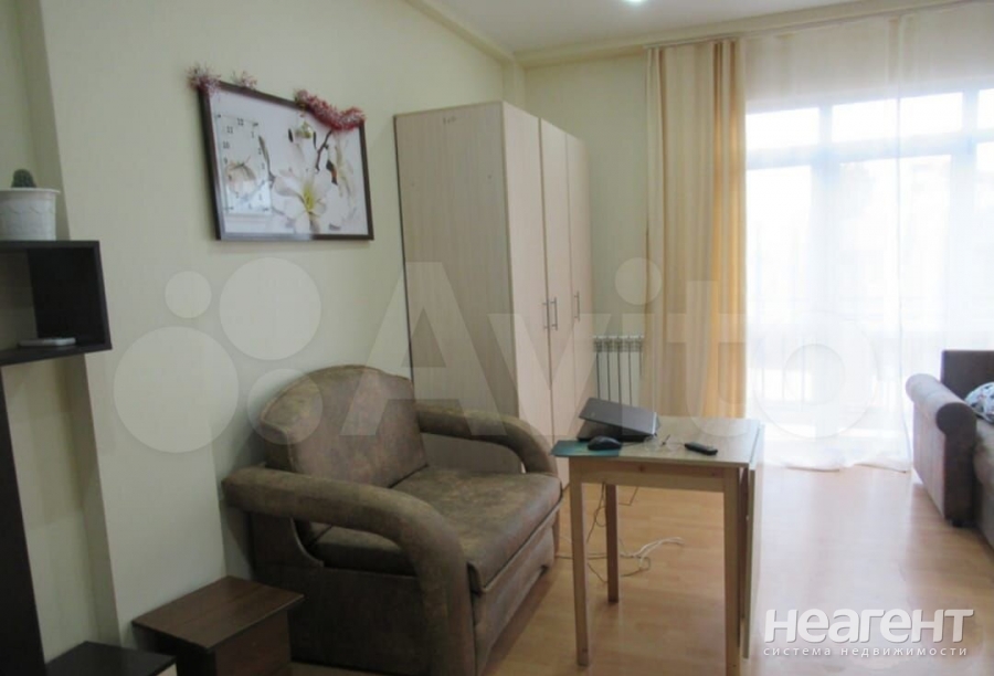 Продается 1-комнатная квартира, 36 м²