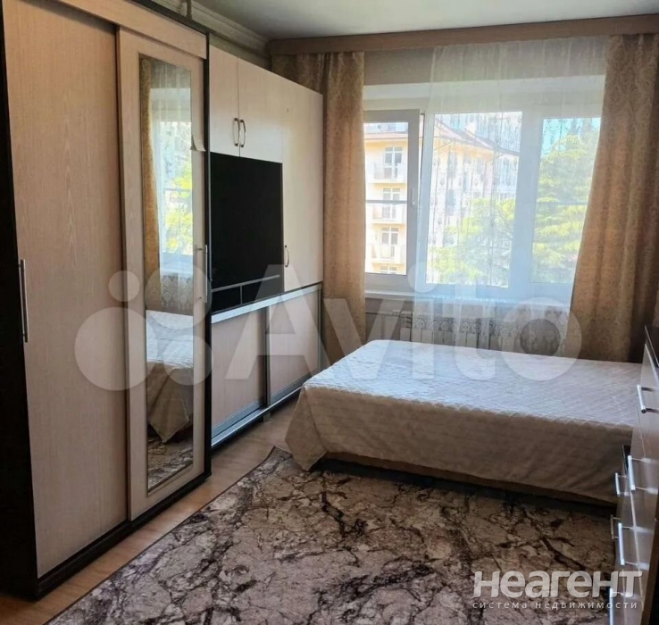 Продается 1-комнатная квартира, 30 м²