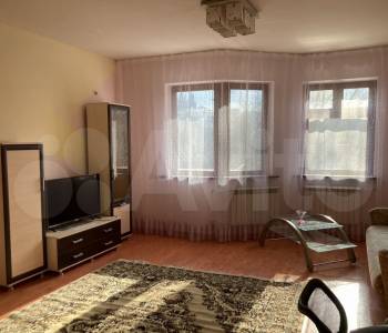 Сдается Многокомнатная квартира, 120 м²