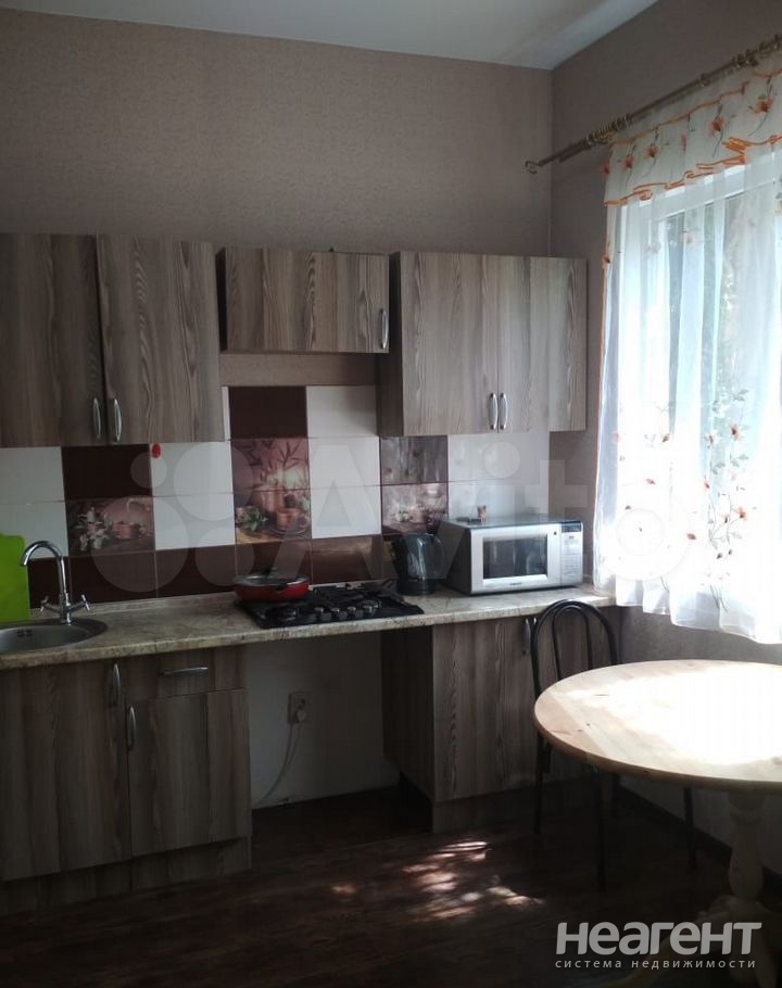 Сдается 1-комнатная квартира, 30 м²