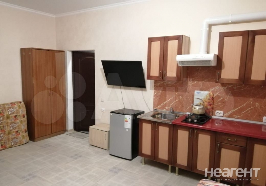 Сдается 1-комнатная квартира, 30 м²