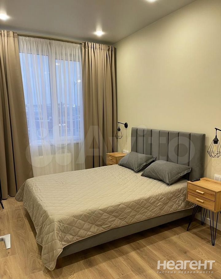 Сдается 1-комнатная квартира, 39 м²