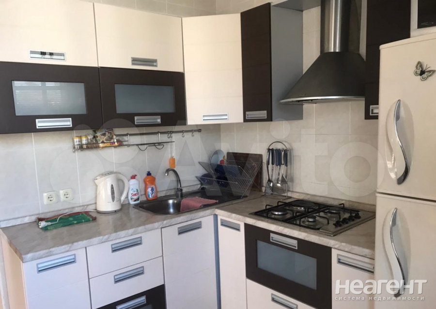 Продается Многокомнатная квартира, 120 м²