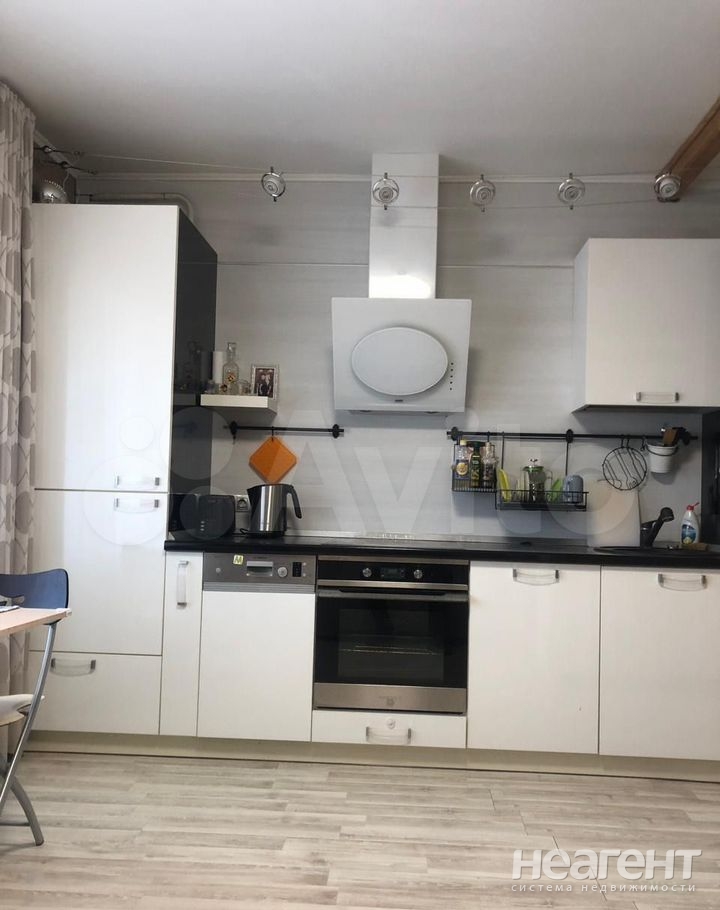 Продается 1-комнатная квартира, 30 м²