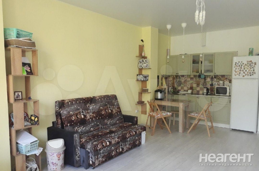 Сдается 1-комнатная квартира, 41 м²