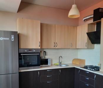 Продается 1-комнатная квартира, 47 м²