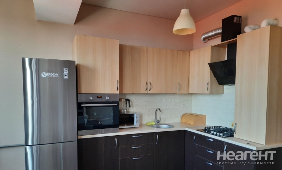 Продается 1-комнатная квартира, 47 м²