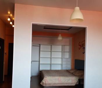 Продается 1-комнатная квартира, 47 м²