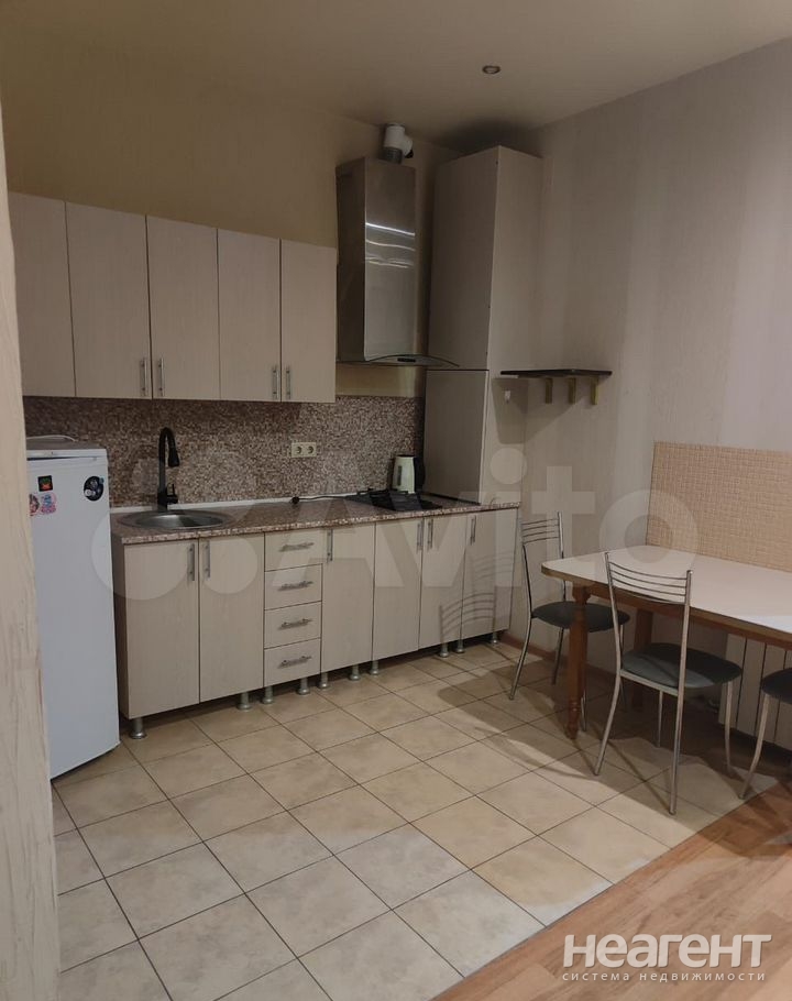 Сдается 1-комнатная квартира, 30 м²