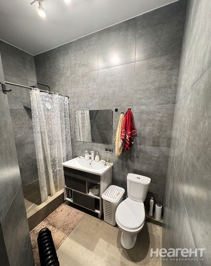 Сдается Многокомнатная квартира, 60 м²