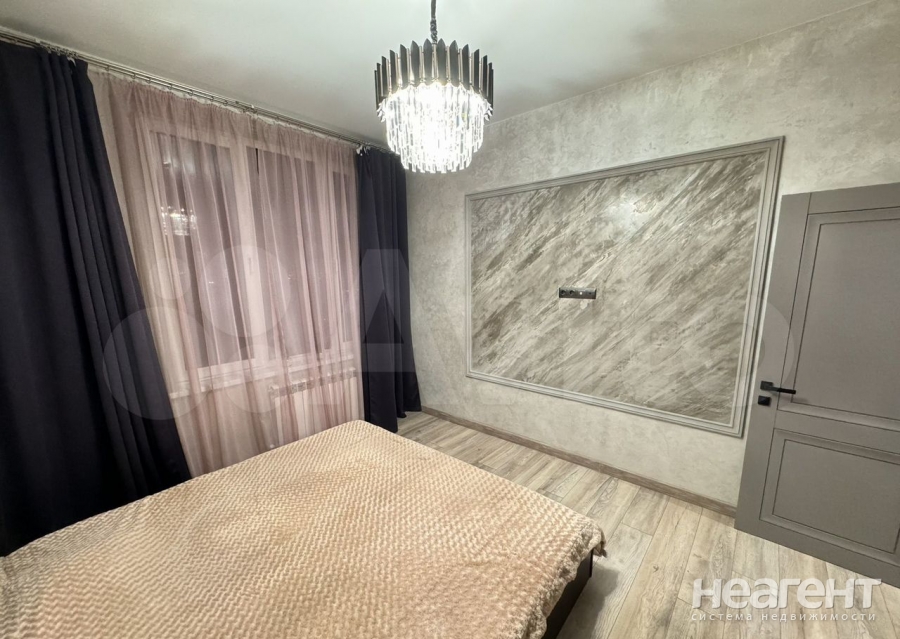 Сдается Многокомнатная квартира, 60 м²