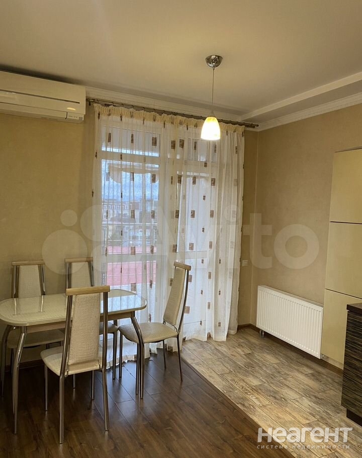 Сдается 2-х комнатная квартира, 56 м²