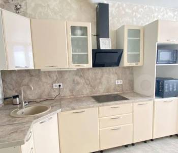 Продается 1-комнатная квартира, 44,2 м²