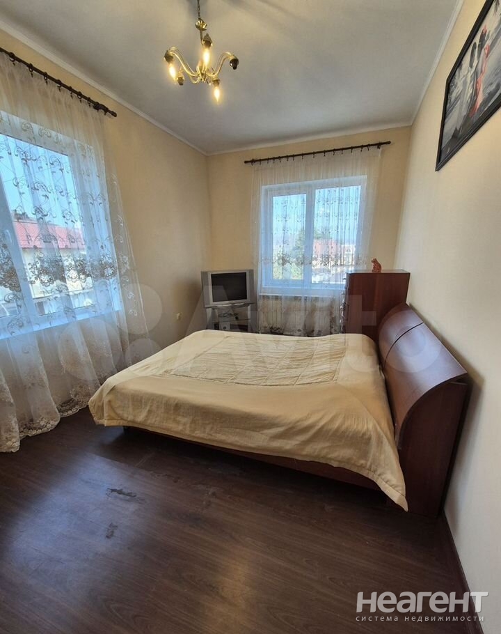 Сдается Многокомнатная квартира, 60 м²