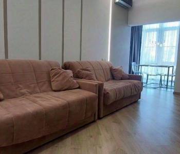 Продается 1-комнатная квартира, 50 м²