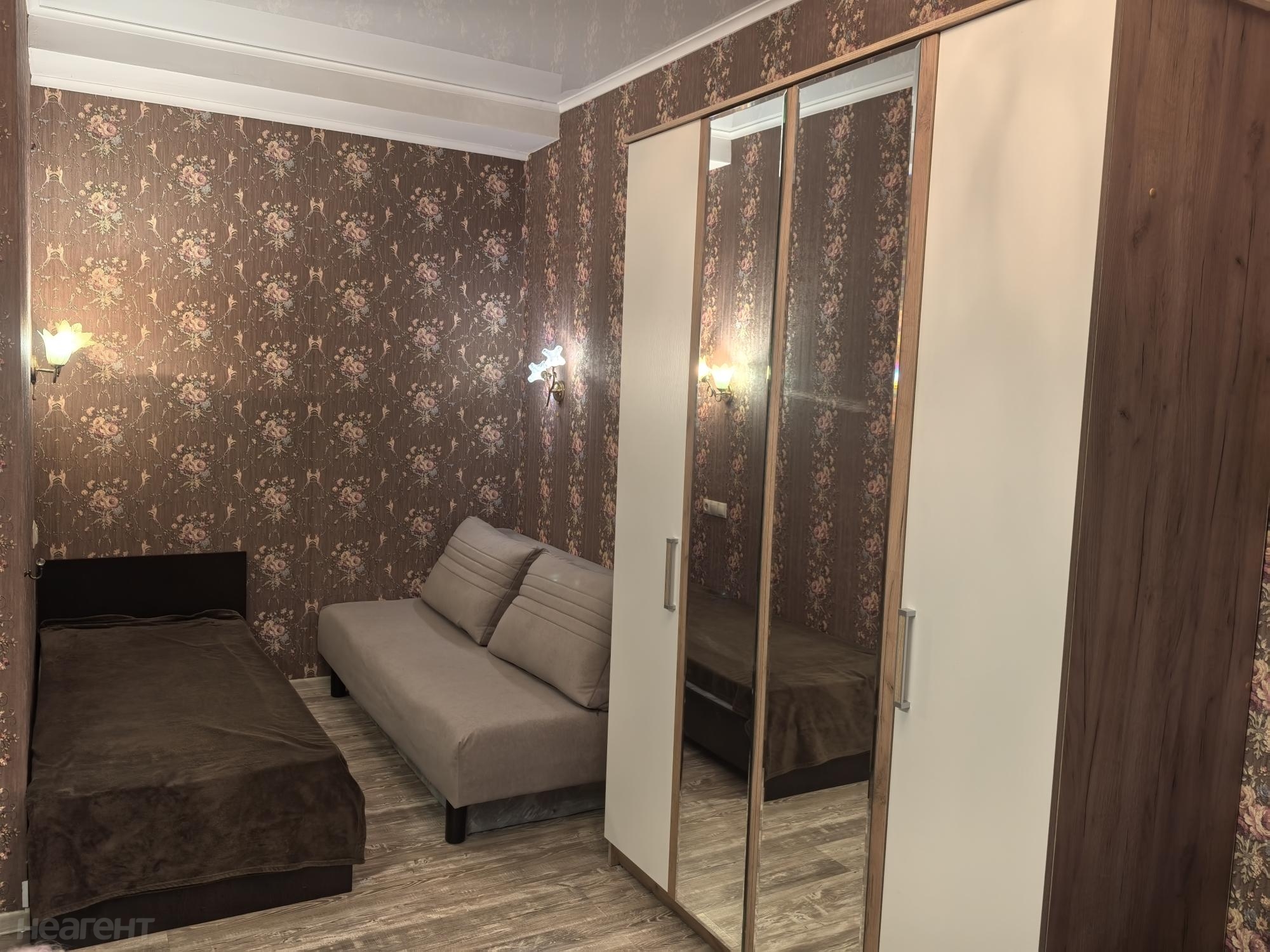 Сдается 1-комнатная квартира, 38 м²