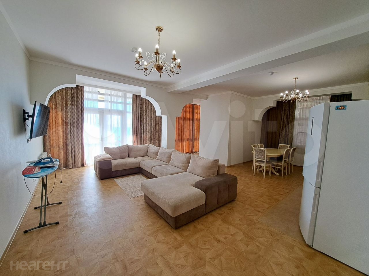 Сдается Многокомнатная квартира, 196,5 м²