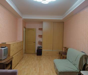 Продается 1-комнатная квартира, 52,4 м²