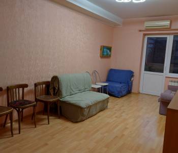 Продается 1-комнатная квартира, 52,4 м²
