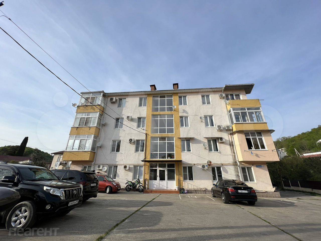 Продается 1-комнатная квартира, 48 м²