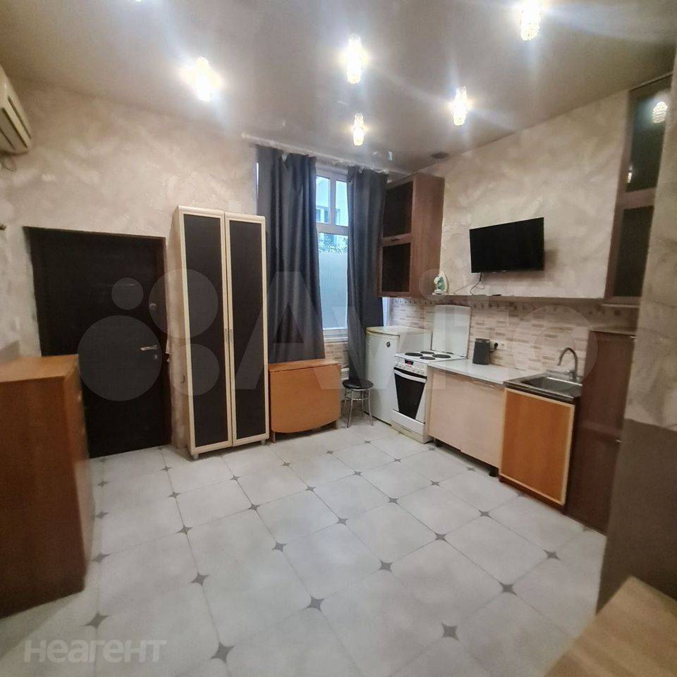 Сдается 1-комнатная квартира, 18 м²