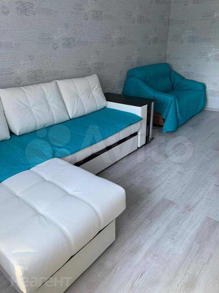 Сдается 1-комнатная квартира, 38 м²