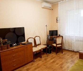 Продается 1-комнатная квартира, 31,9 м²