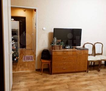 Продается 1-комнатная квартира, 31,9 м²