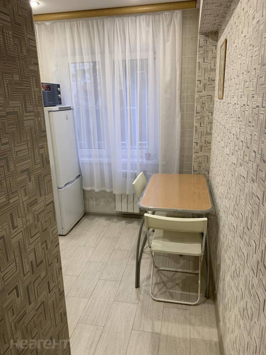 Сдается 1-комнатная квартира, 30 м²