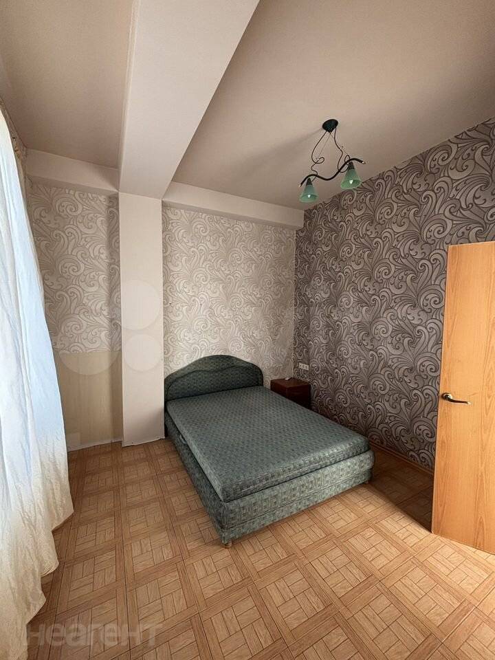 Сдается 1-комнатная квартира, 50,5 м²