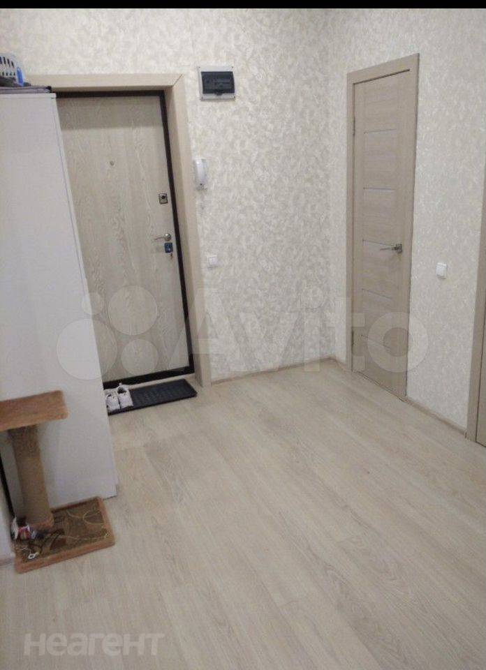 Продается 1-комнатная квартира, 37,2 м²