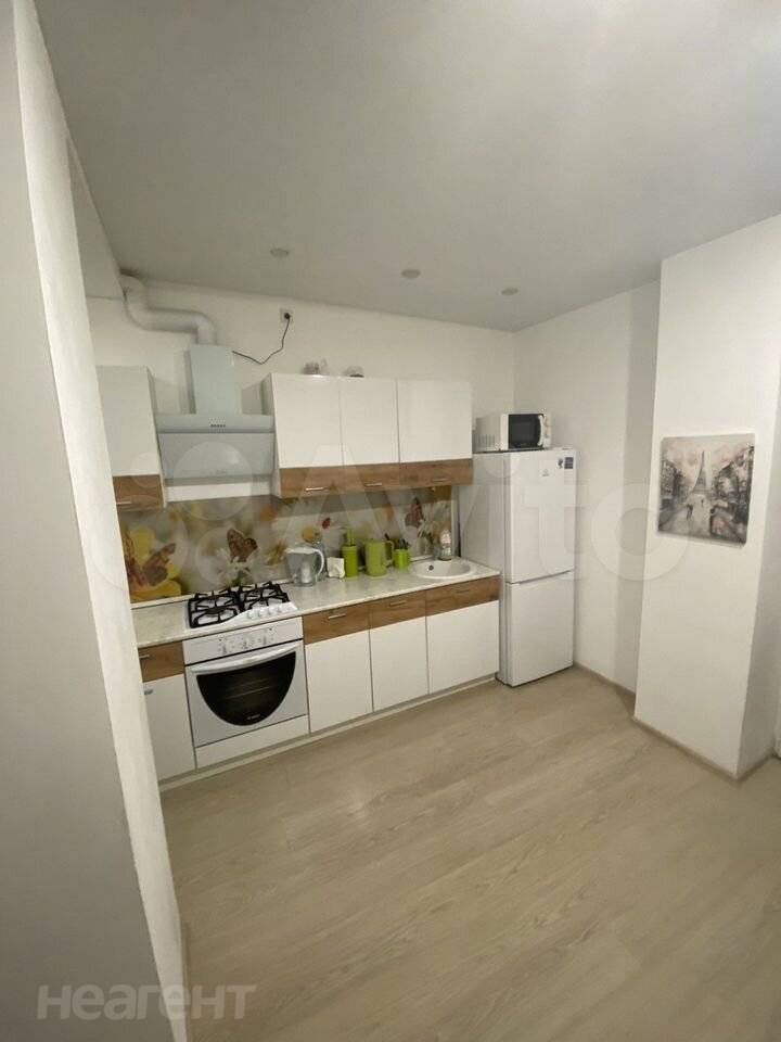 Продается 1-комнатная квартира, 37,2 м²