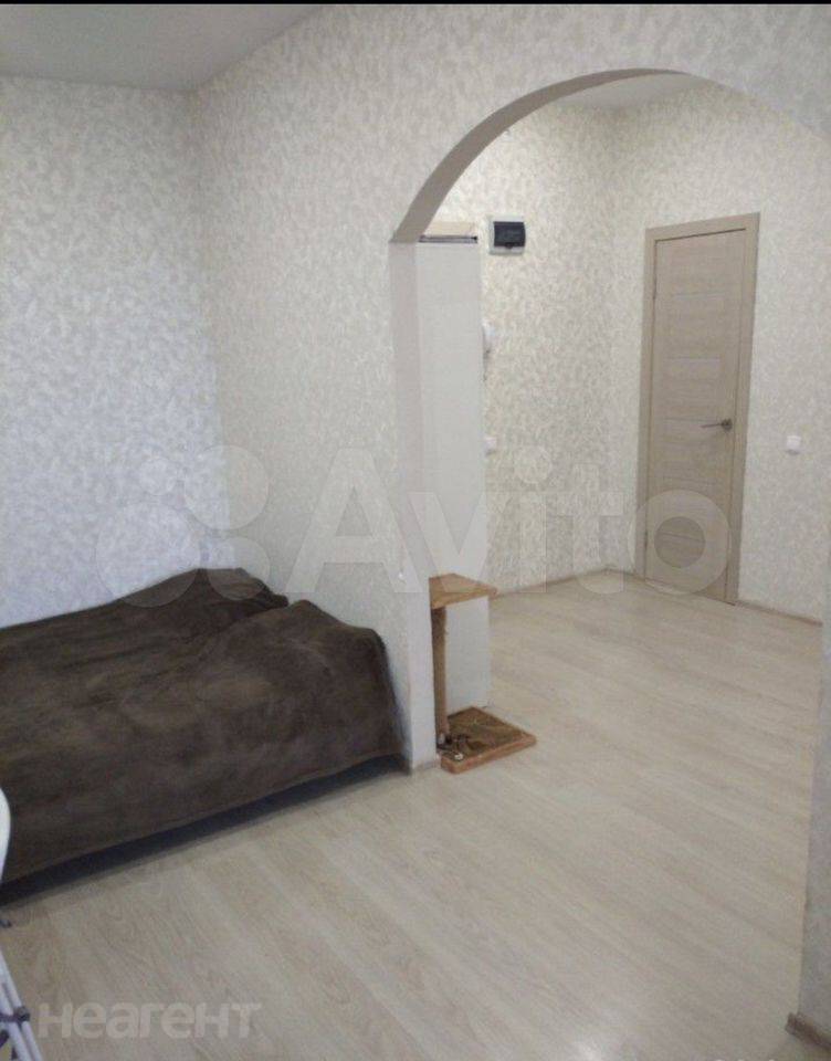 Продается 1-комнатная квартира, 37,2 м²