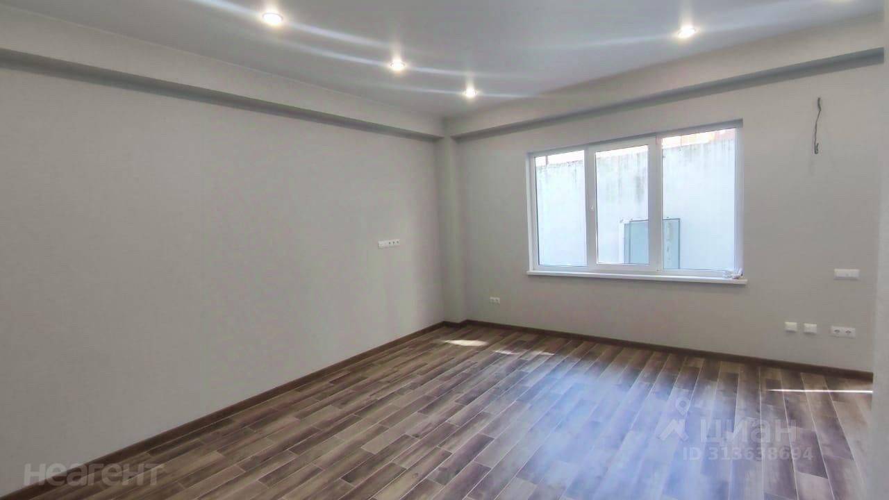 Продается 1-комнатная квартира, 30 м²