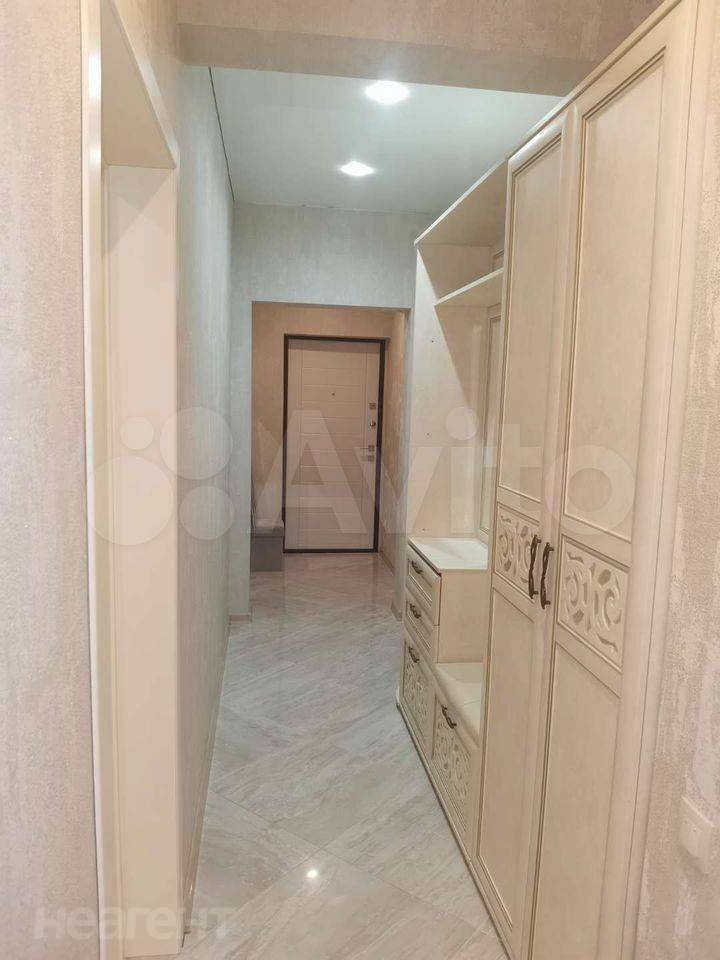 Сдается 1-комнатная квартира, 50 м²