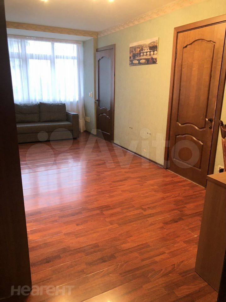 Сдается Многокомнатная квартира, 90 м²