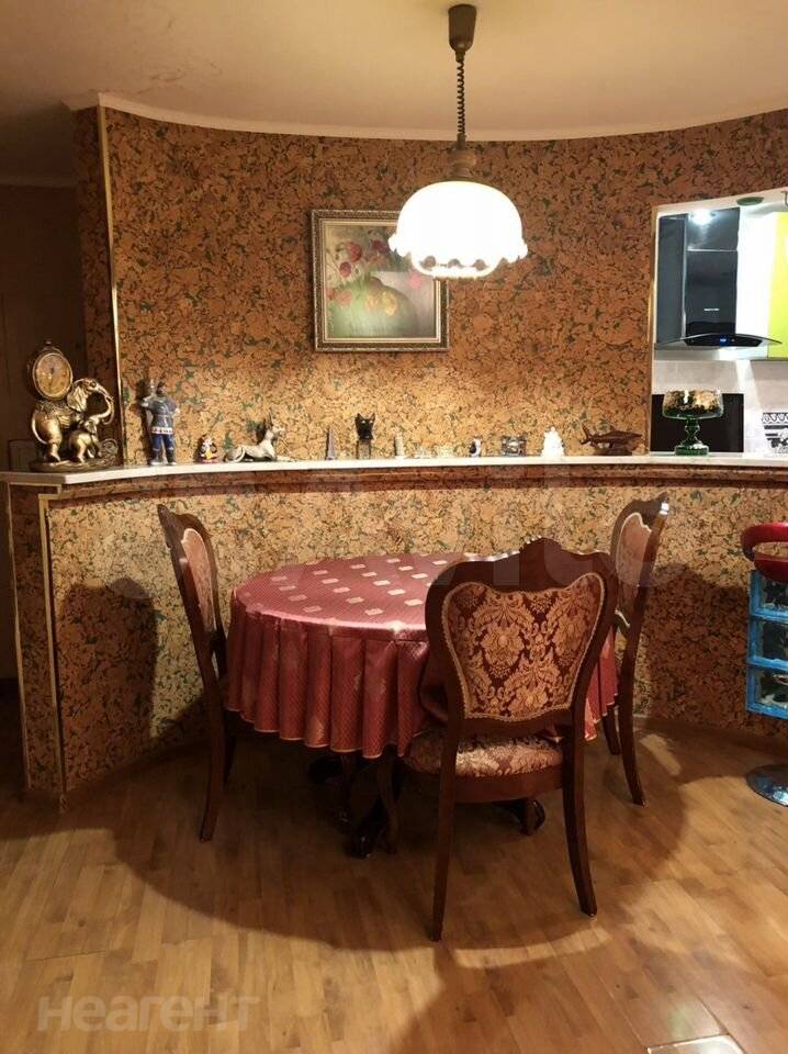 Сдается Многокомнатная квартира, 90 м²