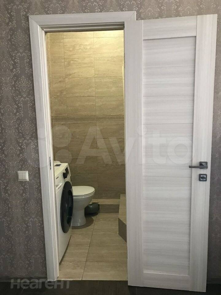 Продается 1-комнатная квартира, 38,4 м²